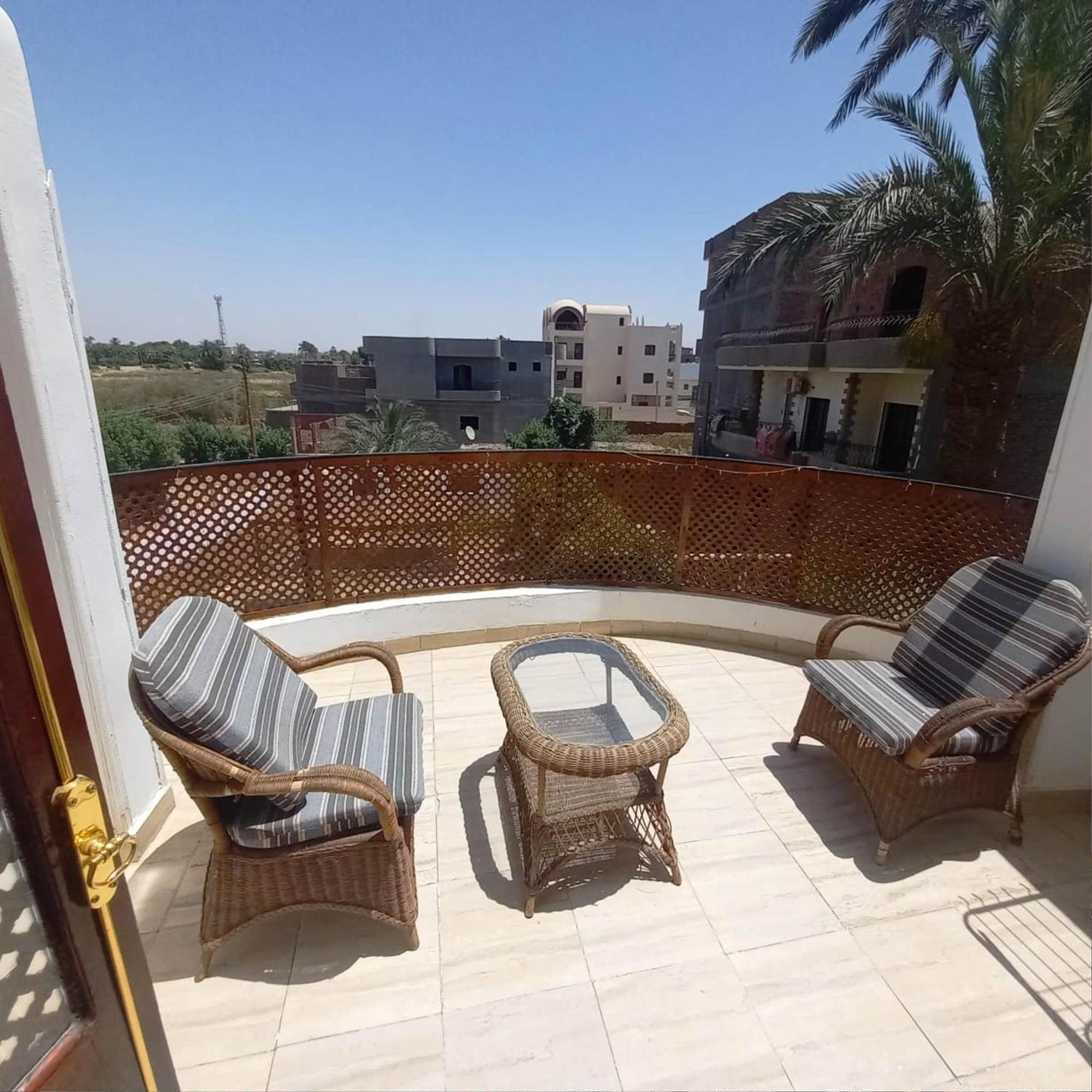 Villa Giulio Luxor Guest House エクステリア 写真